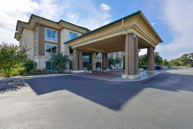 Hotel HOLIDAY INN EXPRESS & SUITES AUSTIN SW - SUNSET VALLEY