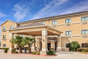 Hotel BAYMONT INN & SUITES TYLER