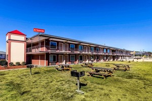 Hotel ECONO LODGE LAVONIA