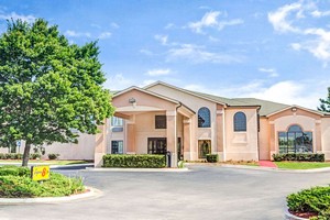 Hotel SUPER 8 DAWSONVILLE