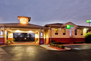 Hotel BAYMONT CALHOUN