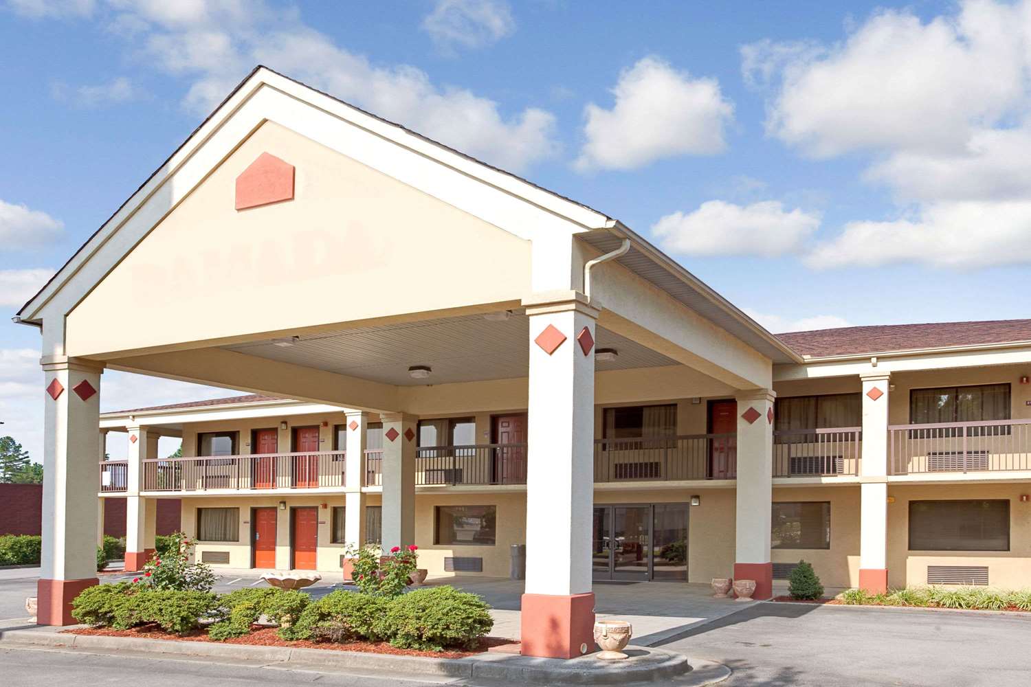 Hotel KNIGHTS INN - ADAIRSVILLE