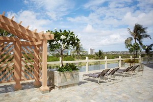 Hotel AQUA SKYLINE AT ISLAND COLONY