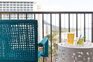Hotel WAIKIKI BEACHCOMBER RESORT