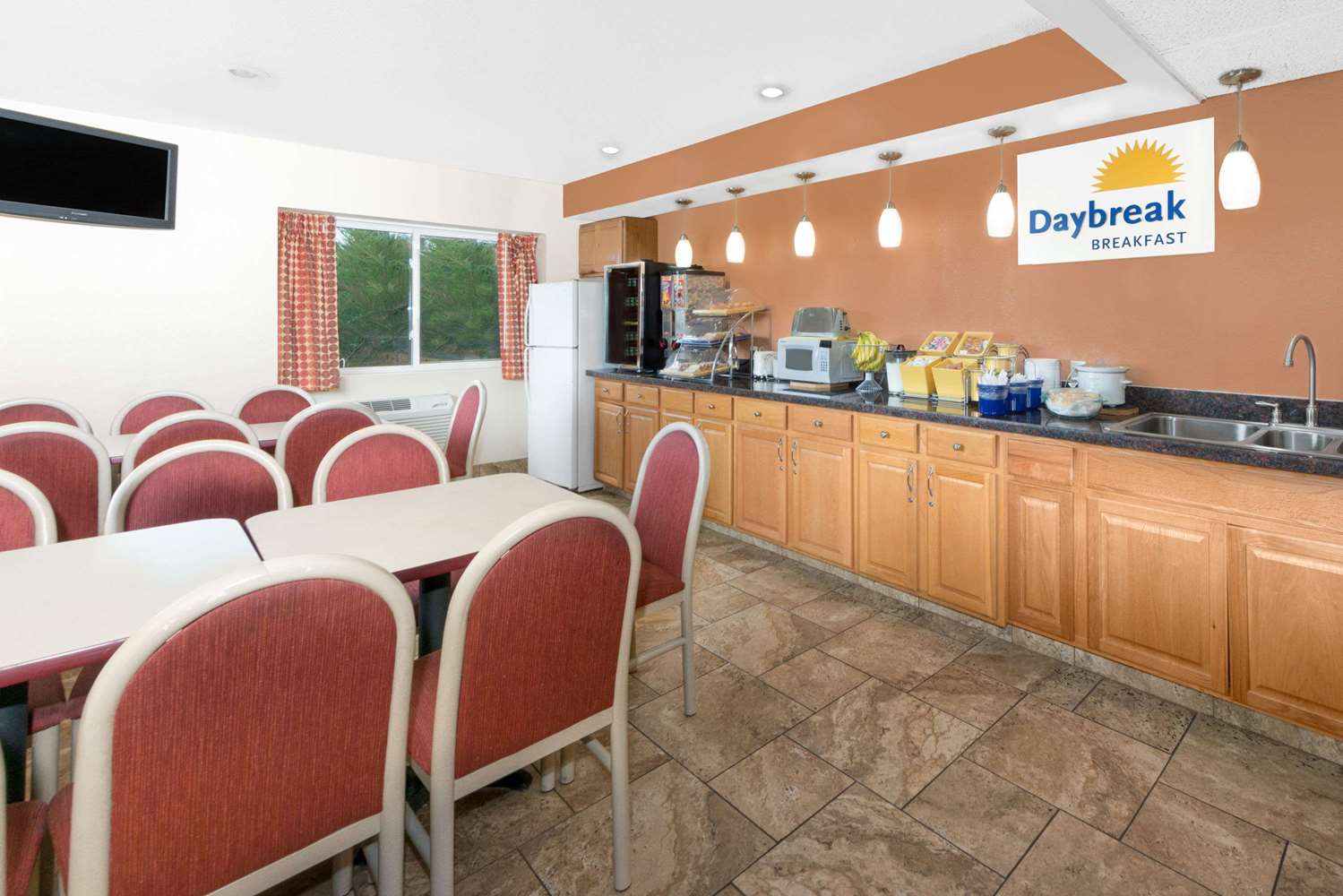 Hotel DAYS INN AMES