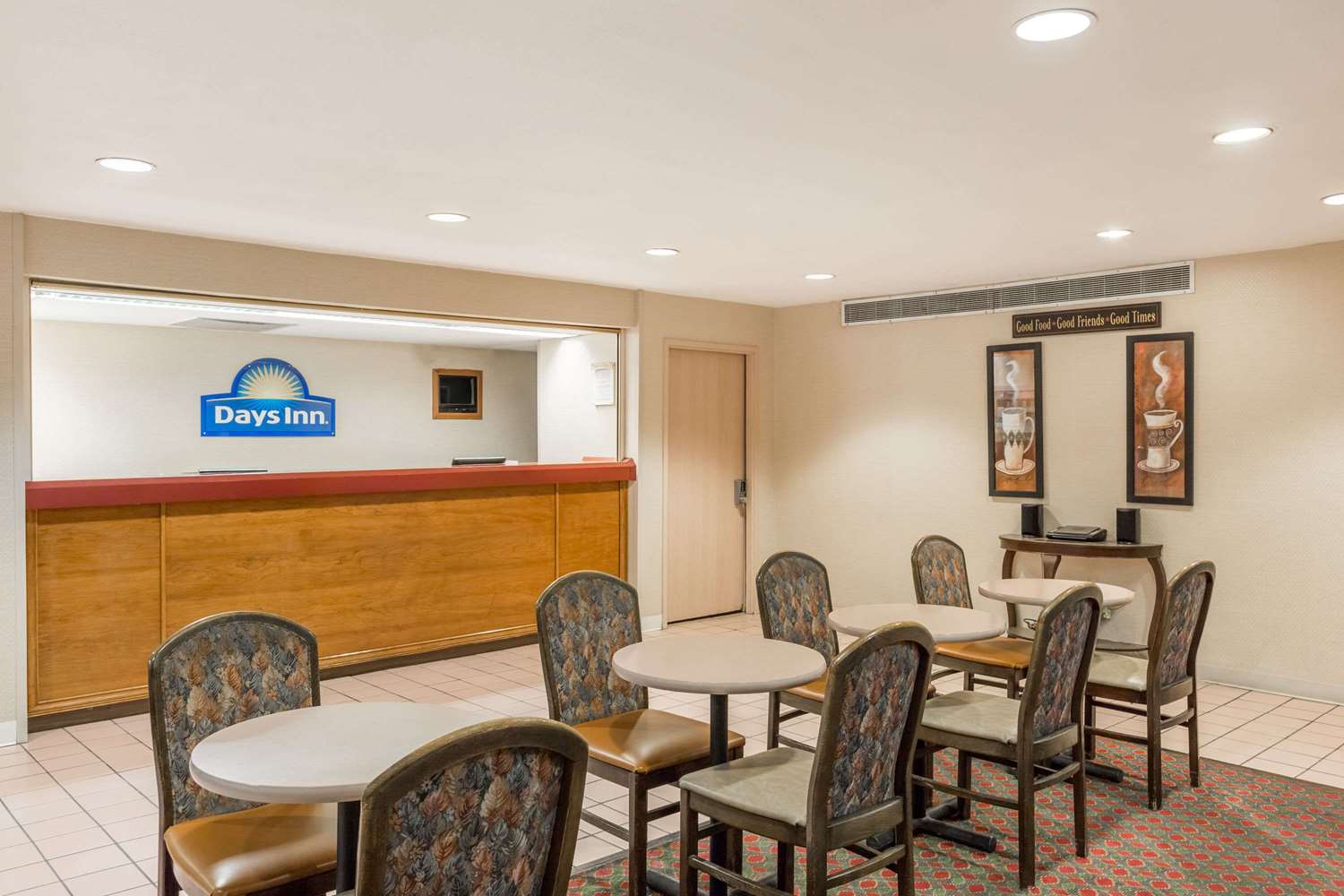 Hotel DAYS INN BY WYNDHAM DES MOINES-WEST CLIVE