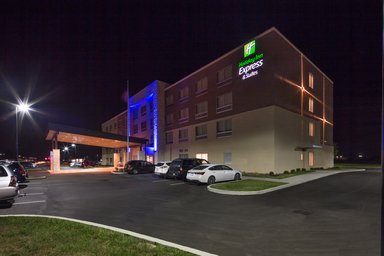 Hotel HOLIDAY INN EXPRESS & SUITES INDIANAPOLIS NW - ZIONSVILLE