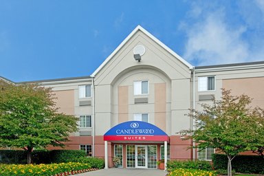 Hotel CANDLEWOOD SUITES CHICAGO-WAUKEGAN