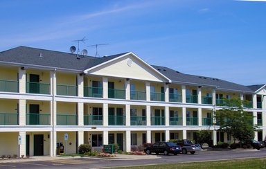 Hotel CROSSLAND CHICAGO - WAUKEGAN