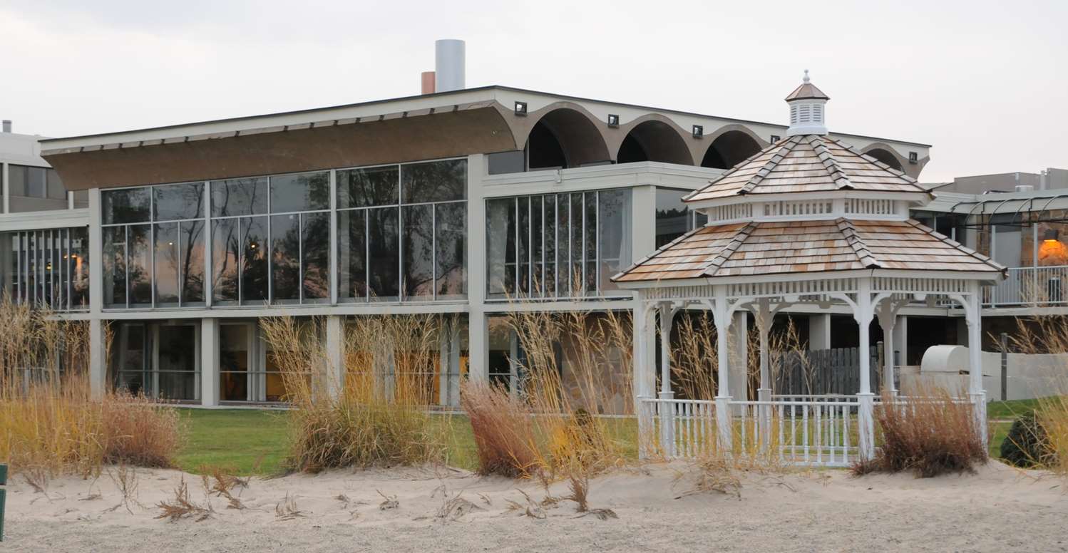 Hotel ILLINOIS BEACH RESORT AND CONF
