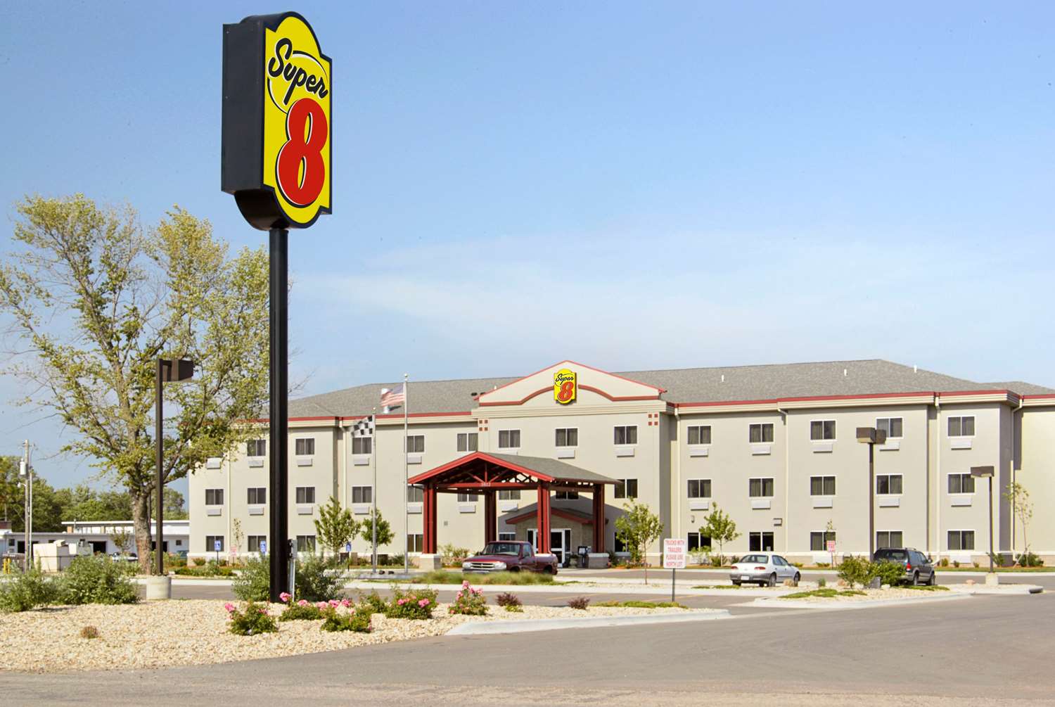 Hotel SUPER 8 TOPEKA AT FORBES LANDING