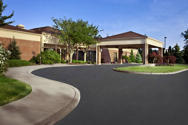 Hotel COURTYARD NEWPORT MIDDLETOWN