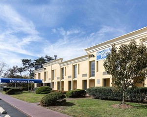 Hotel RODEWAY INN CAMP SPRINGS