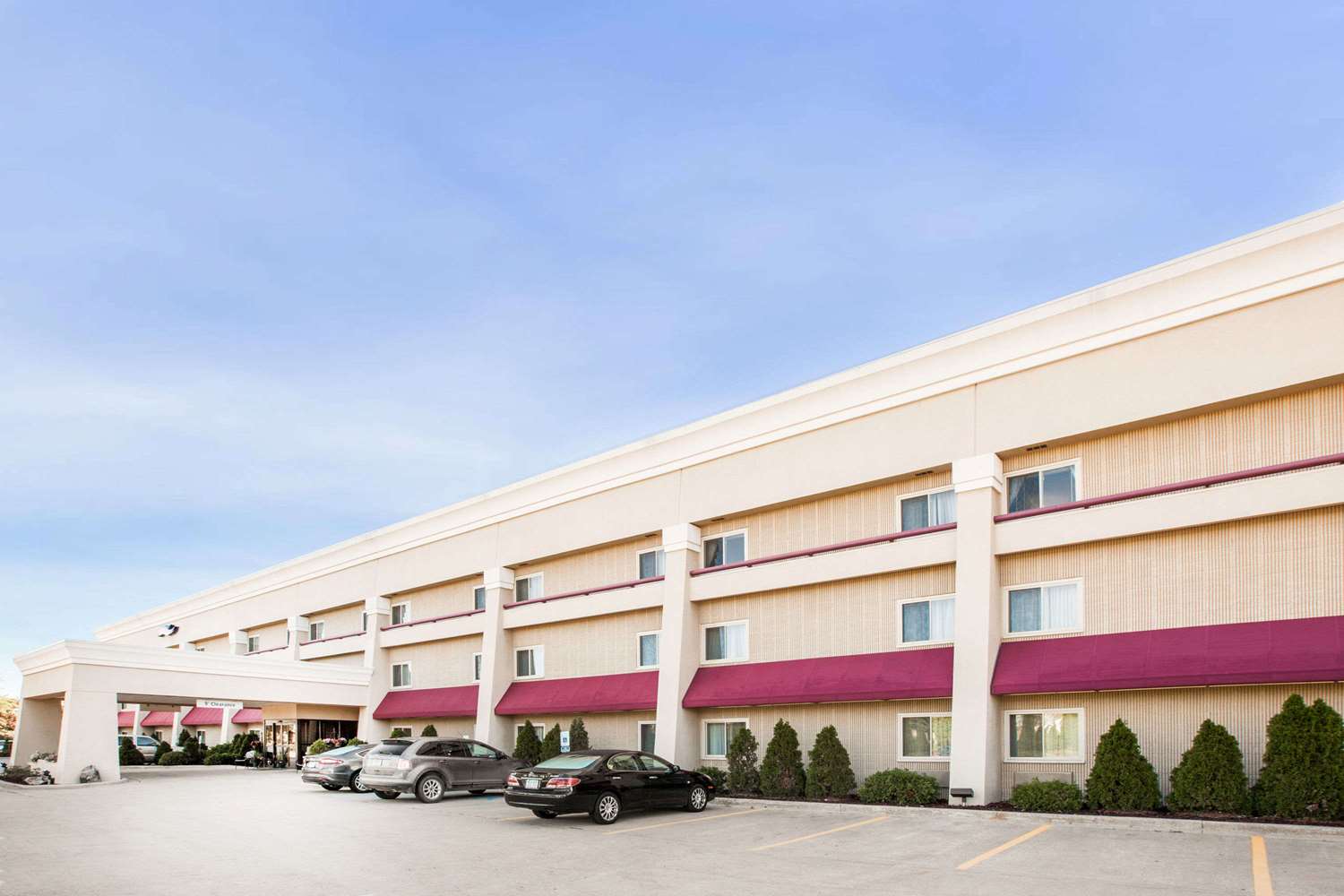 Hotel BAYMONT INN & SUITES MT. PLEASANT