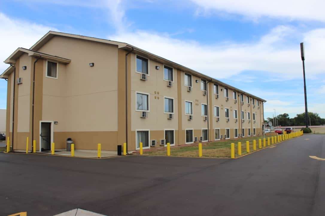 Hotel SUPER 8 BY WYNDHAM WYOMING/GRAND RAPIDS AREA