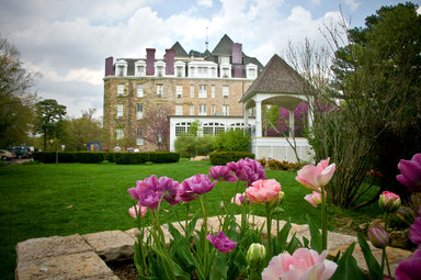 Hotel 1886 CRESCENT HOTEL AND SPA
