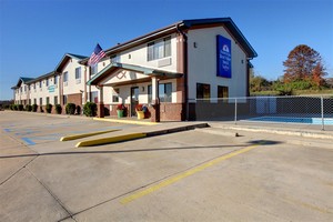 Hotel AMERICAS BEST VALUE INN AND SUITES