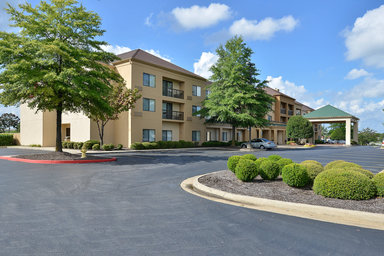 Hotel COURTYARD BENTONVILLE