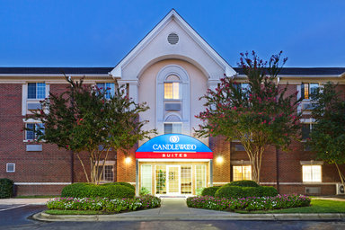 Hotel CANDLEWOOD SUITES CHARLOTTE-UNIVERSITY