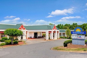 Hotel DAYS INN CORNELIUS LAKE NORMAN