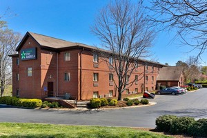 Hotel EXTENDED STAY AMERICA - CHARLOTTE - UNIVERSITY PLACE - E MCCULLOUGH DR
