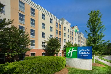 Hotel HOLIDAY INN EXPRESS & SUITES HUNTERSVILLE-BIRKDALE