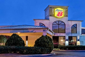 Hotel SUPER 8 BY WYNDHAM HUNTERSVILLE/CHARLOTTE AREA