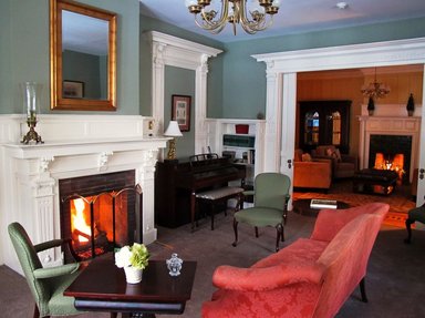 Hotel THE DEBARY INN
