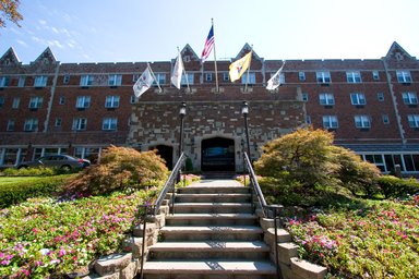 Hotel THE GRAND SUMMIT HOTEL
