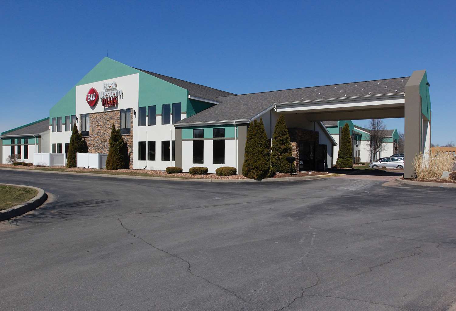 Hotel BEST WESTERN PLUS LIVERPOOL-SYRACUSE INN & SUITES