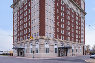 Hotel DOUBLETREE BY HILTON HOTEL UTICA