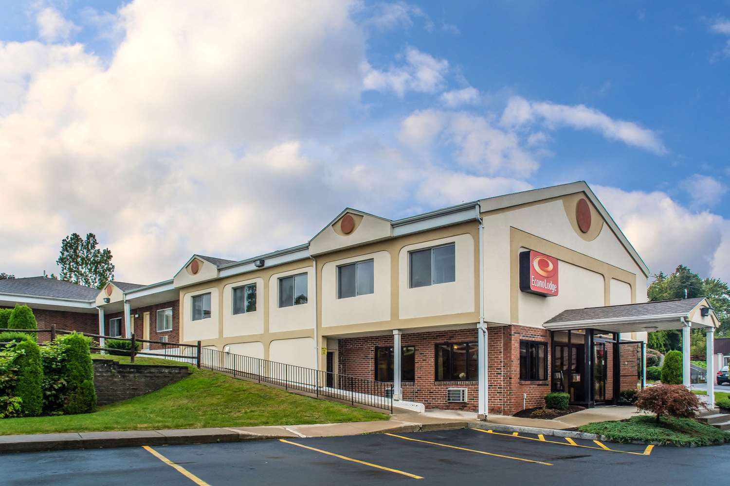 Hotel ECONO LODGE DEWITT