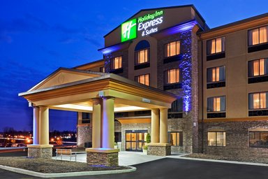 Hotel HOLIDAY INN EXPRESS & SUITES SYRACUSE NORTH - AIRPORT AREA