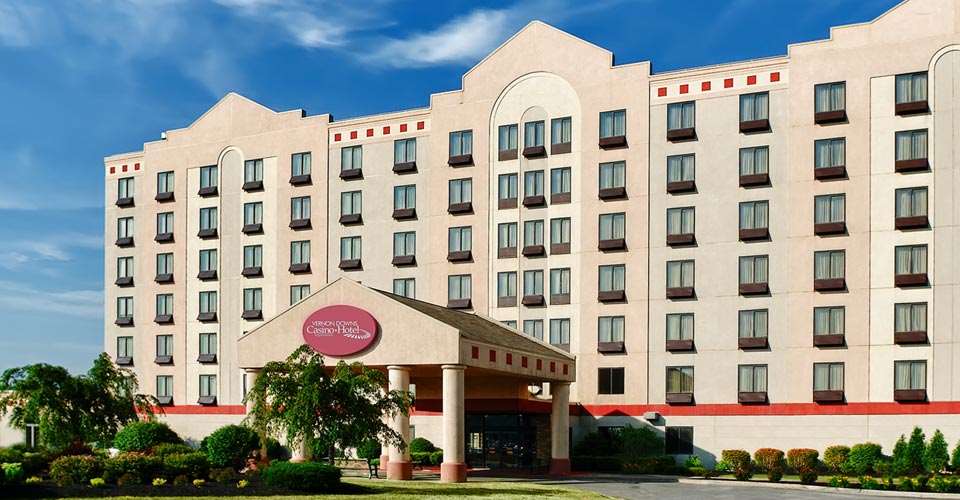 Hotel HOTEL AT VERNON DOWNS