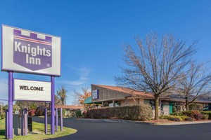 Hotel KNIGHTS INN SYRACUSE/LIVERPOOL