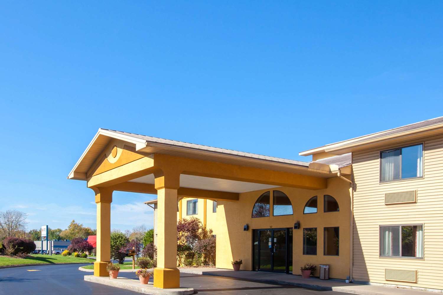 Hotel SUPER 8 LIVERPOOL/CLAY/SYRACUSE AREA