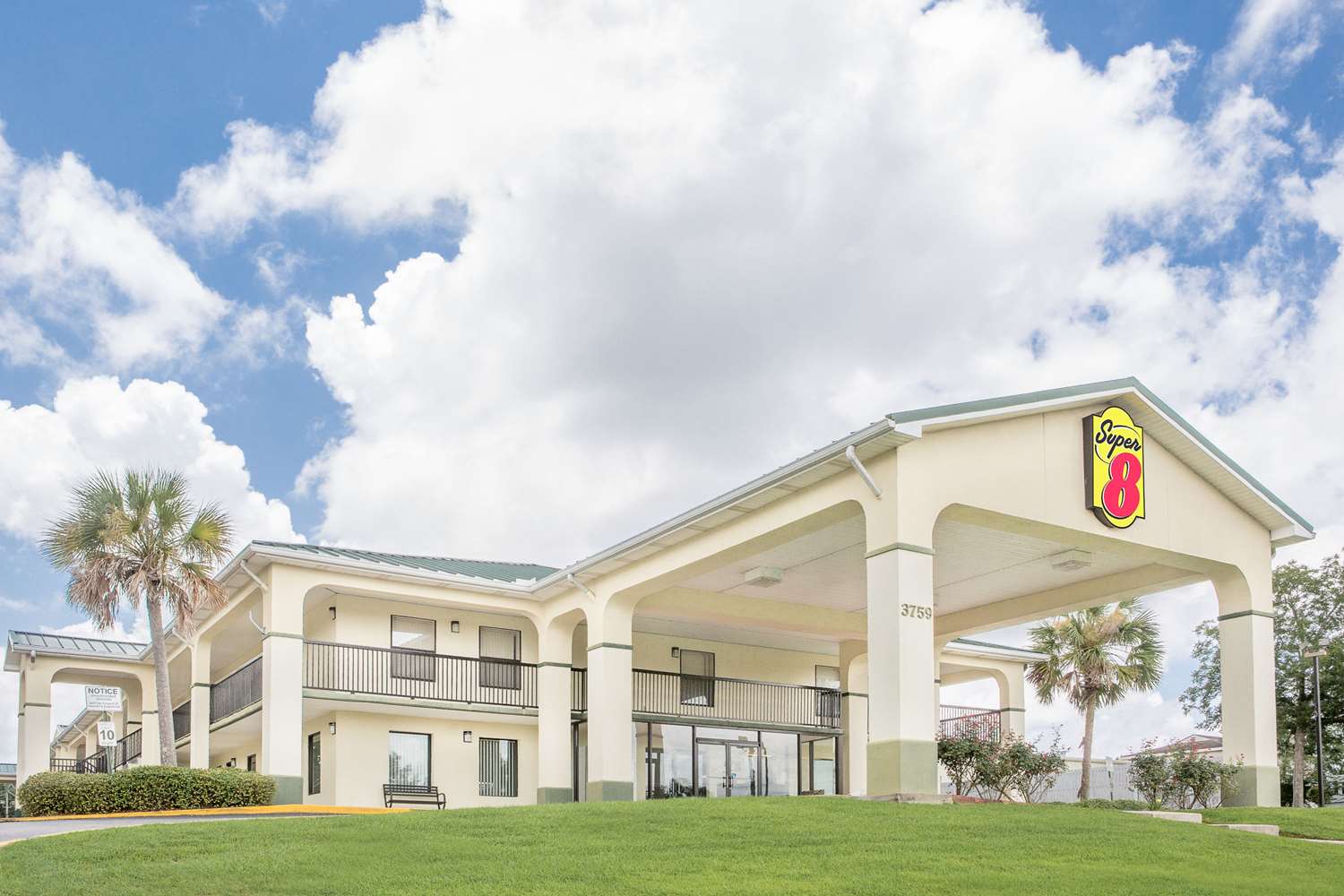 Hotel SUPER 8 MOBILE
