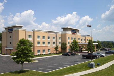Hotel FAIRFIELD INN & SUITES HUNTINGDON ROUTE 22/RAYSTOWN LAKE