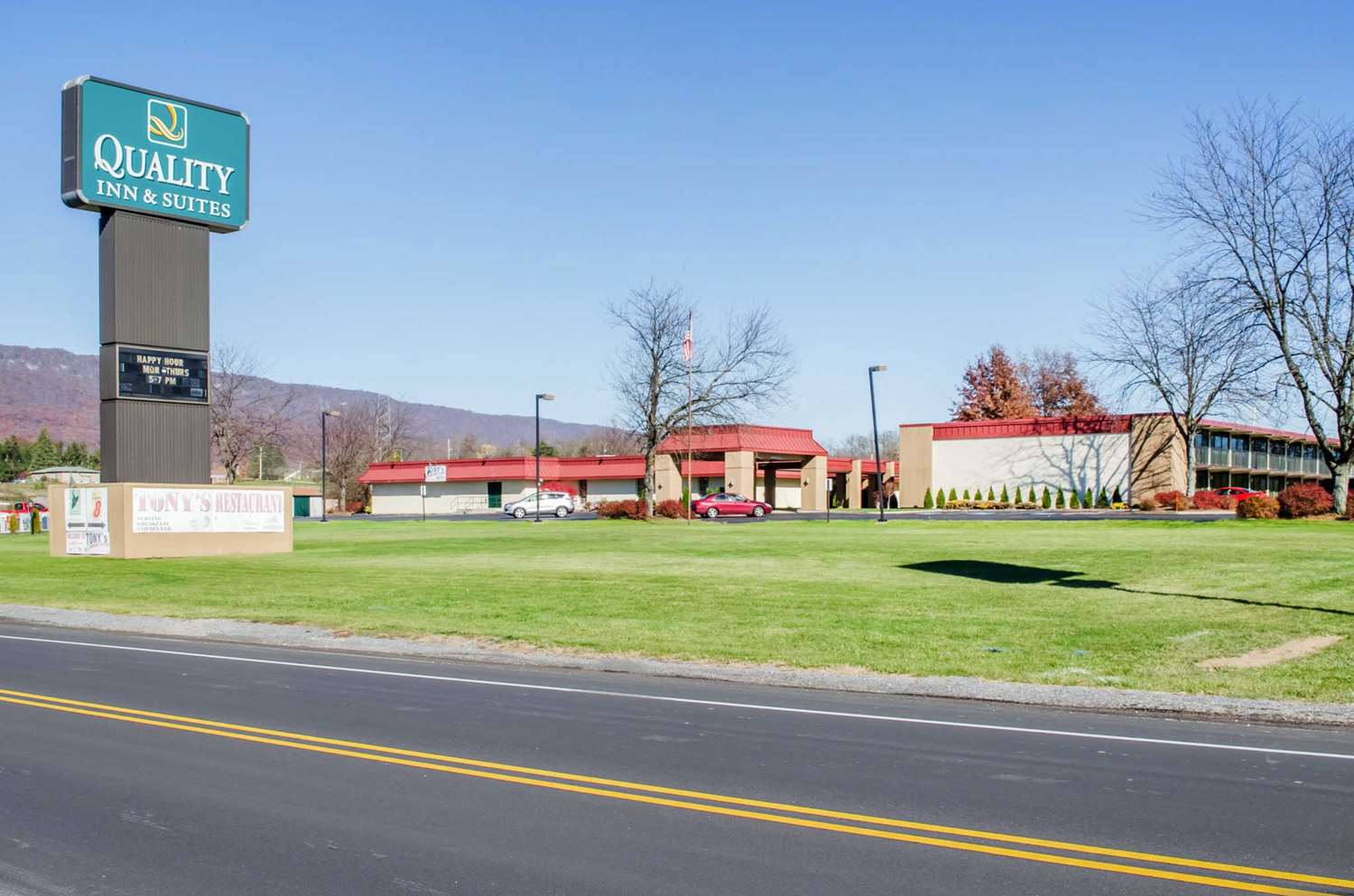 Hotel QUALITY INN & SUITES