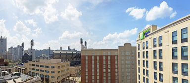 Hotel HOLIDAY INN EXPRESS & SUITES PITTSBURGH NORTH SHORE