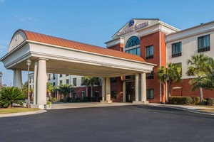 Hotel COMFORT SUITES SAVANNAH NORTH