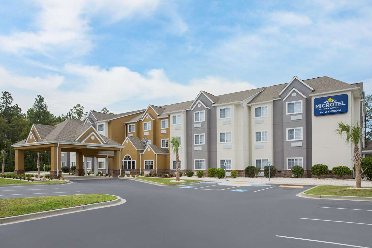 Hotel MICROTEL INN & SUITES BY WYNDHAM WALTERBORO