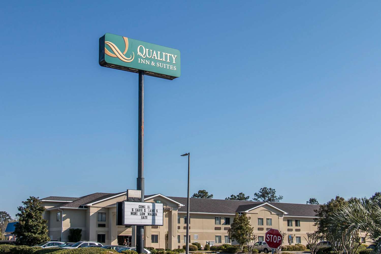 Hotel QUALITY INN & SUITES SAVANNAH NORTH
