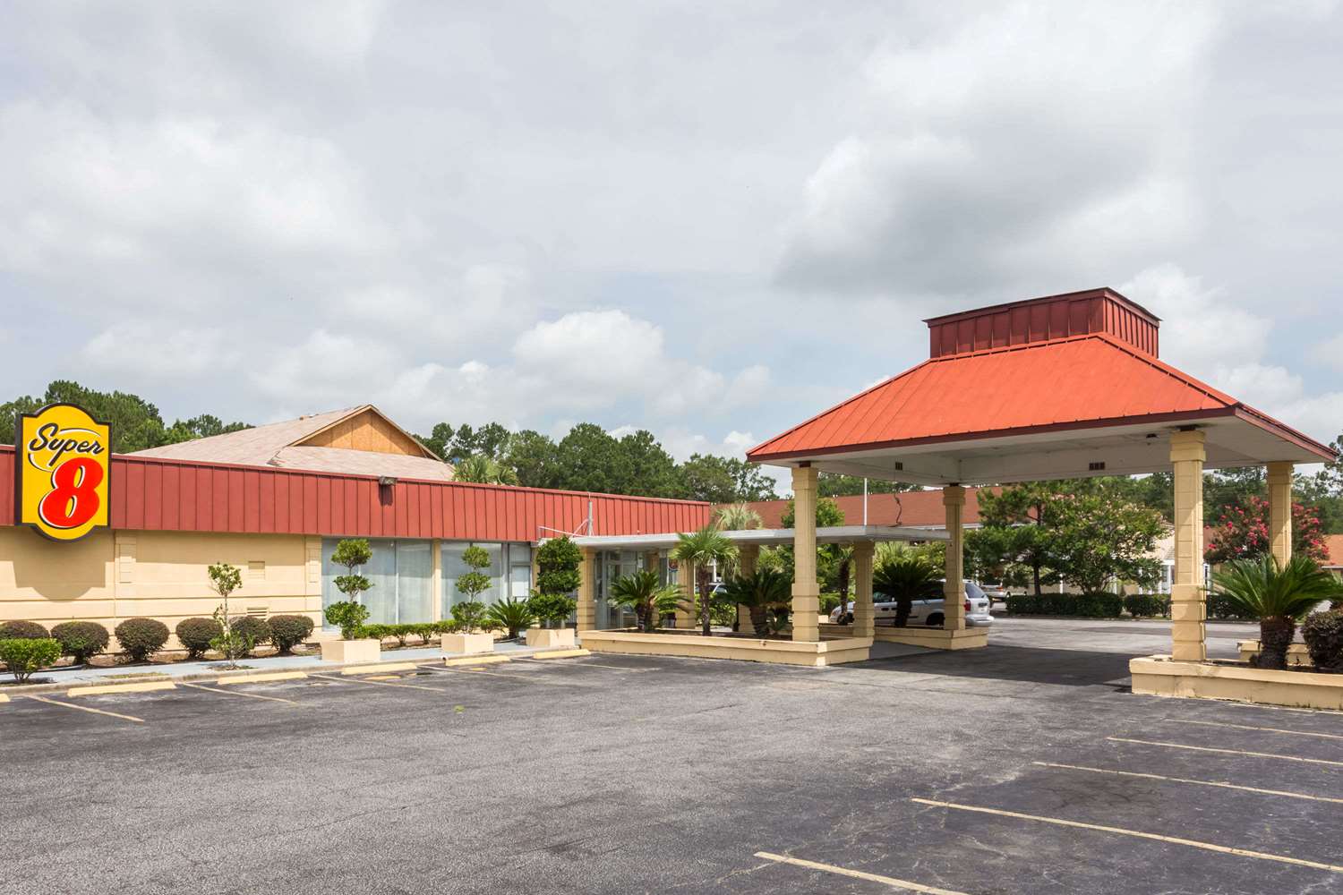 Hotel SUPER 8 BY WYNDHAM HARDEEVILLE