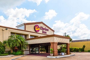 Hotel CLARION INN LAKE JACKSON
