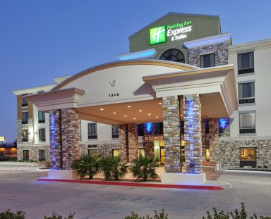 Hotel HOLIDAY INN EXPRESS & SUITES DALLAS SOUTH - DESOTO
