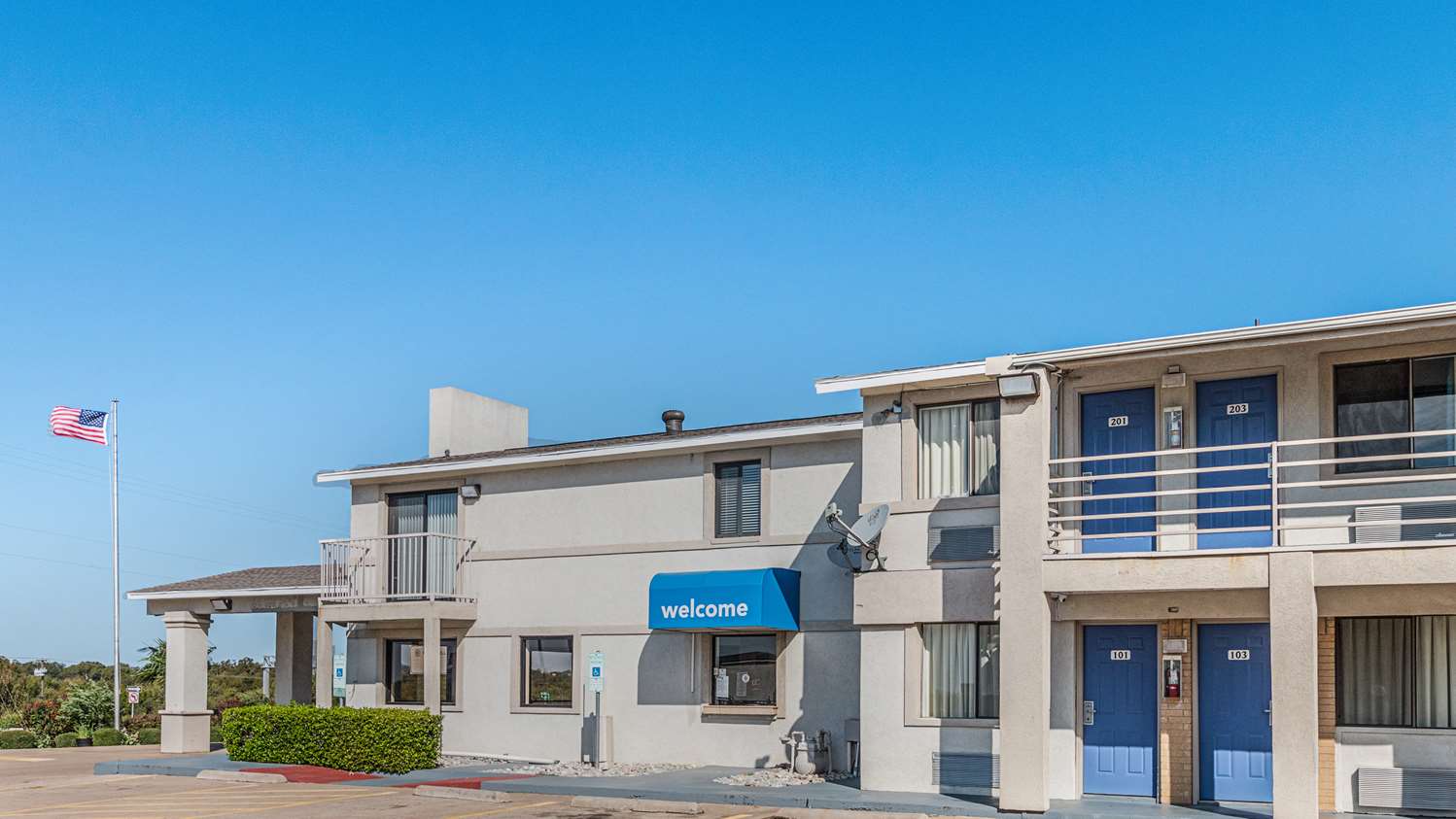 Hotel MOTEL 6 DALLAS DESOTO LANCASTER TX