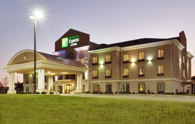 Hotel HOLIDAY INN EXPRESS & SUITES CENTER