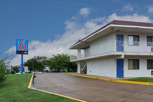 Hotel MOTEL 6 FREDERICKSBURG - NORTH