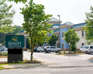 Hotel QUALITY INN & SUITES QUANTICO